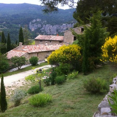 Le Barroux Le Degoutaud Bed & Breakfast エクステリア 写真