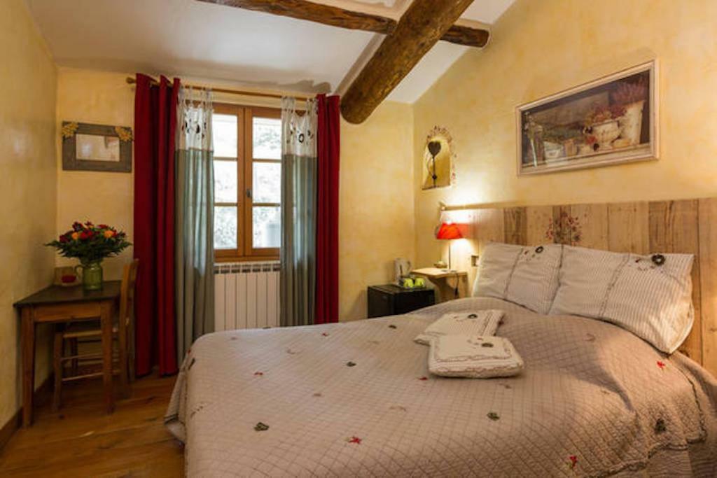 Le Barroux Le Degoutaud Bed & Breakfast エクステリア 写真